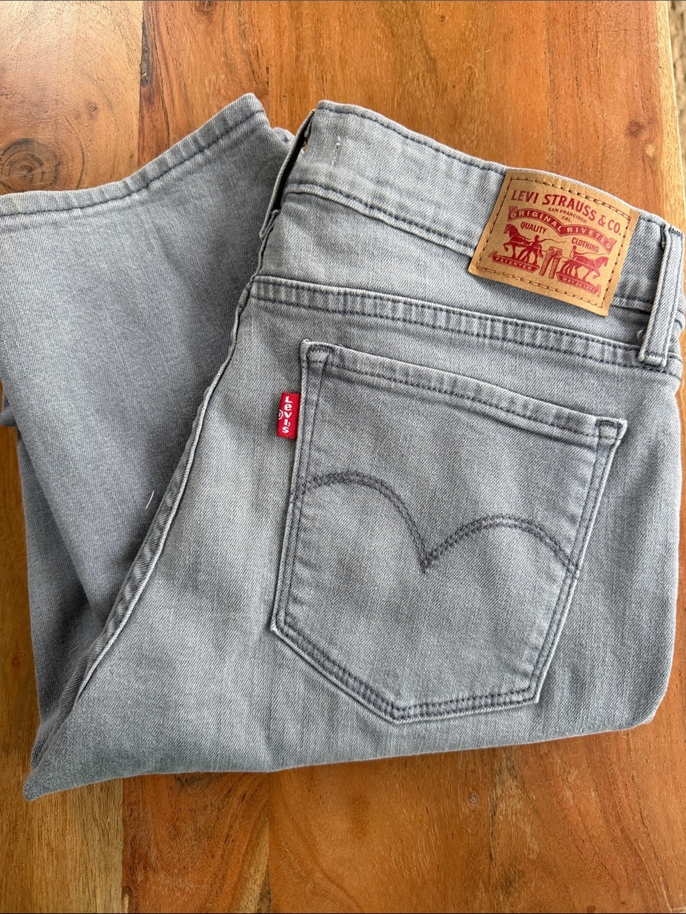 NWOT Levi's Denim Jeans